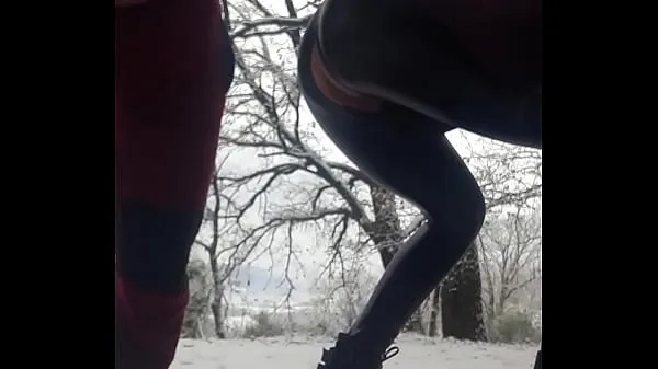 XXX Laura On Hee 2021 video of standing fucking between the snow أفلام دافئة