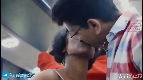 XXX Teen girl fucked in Running bus, Full hindi audio películas cálidas