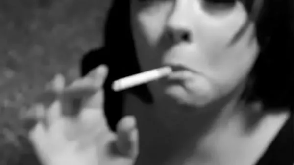 XXX Chubby Mistress Tina Snua Chain Smokes 2 Lucky Strike Cigarettes - Smoking Fetish أفلام دافئة