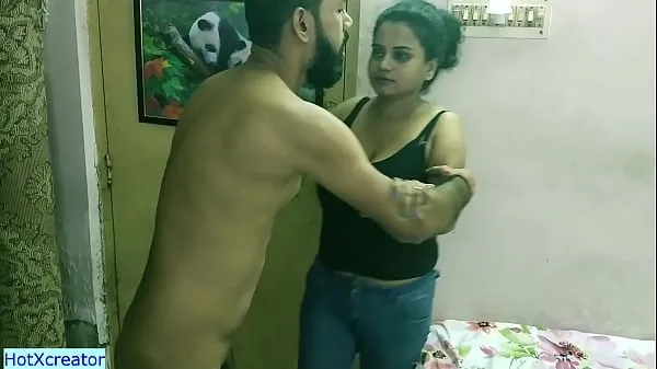 XXX インドのxxxBhabhiはクソ中にセクシーなおばさんと彼女の夫を捕まえました！クリアなオーディオでホットなウェブシリーズのセックス の温かい映画