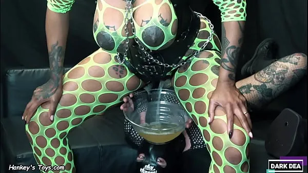 XXX The Kinky Cocks-Devourer Queen "Dark Dea" Pegged and Fuck her Giants Dildos "MrHankey'sToys" and her Sub as a Whore (hardcore-fetish-femdom-bdsm ζεστές ταινίες
