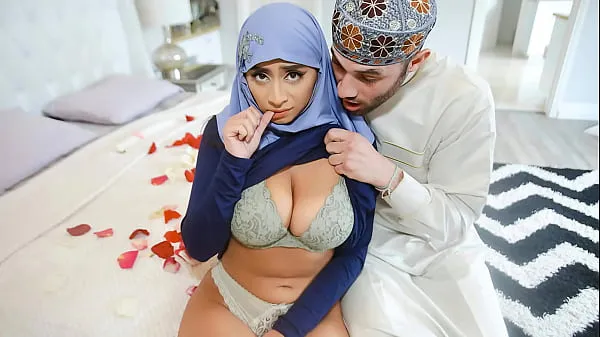 XXX Arab Husband Trying to Impregnate His Hijab Wife - HijabLust warm Movies