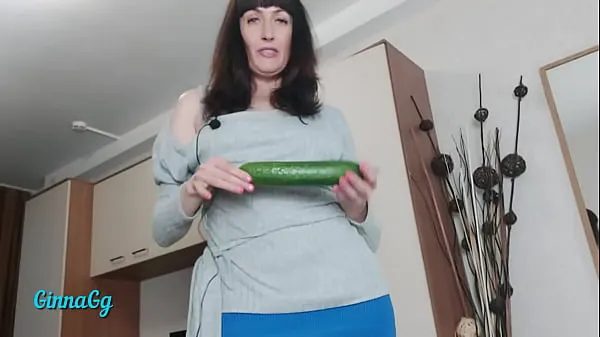 XXX my creamy cunt started leaking from the cucumber. fisting and squirting warm Movies